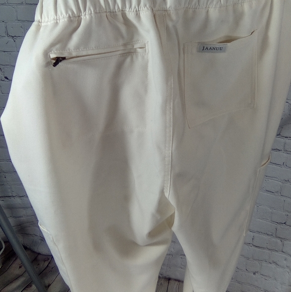 JAANUU Scrub Joggers Pant 🙎‍♀️🥰💚 - Picture 9 of 16